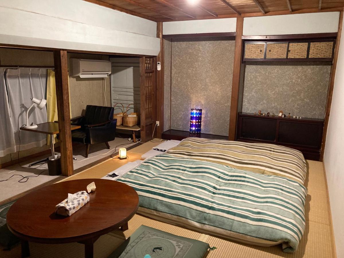 Guesthouse Kojiya 暮らしをつくる宿 旧糀屋 Fukutsu Exterior foto